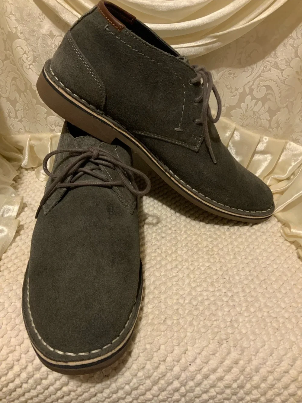 KENNETH COLE